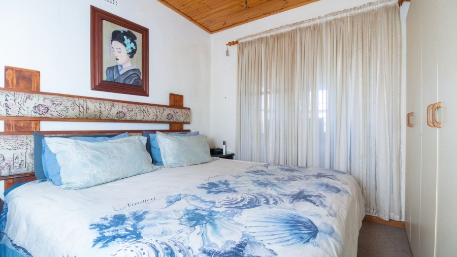 4 Bedroom Property for Sale in Pearly Beach Western Cape